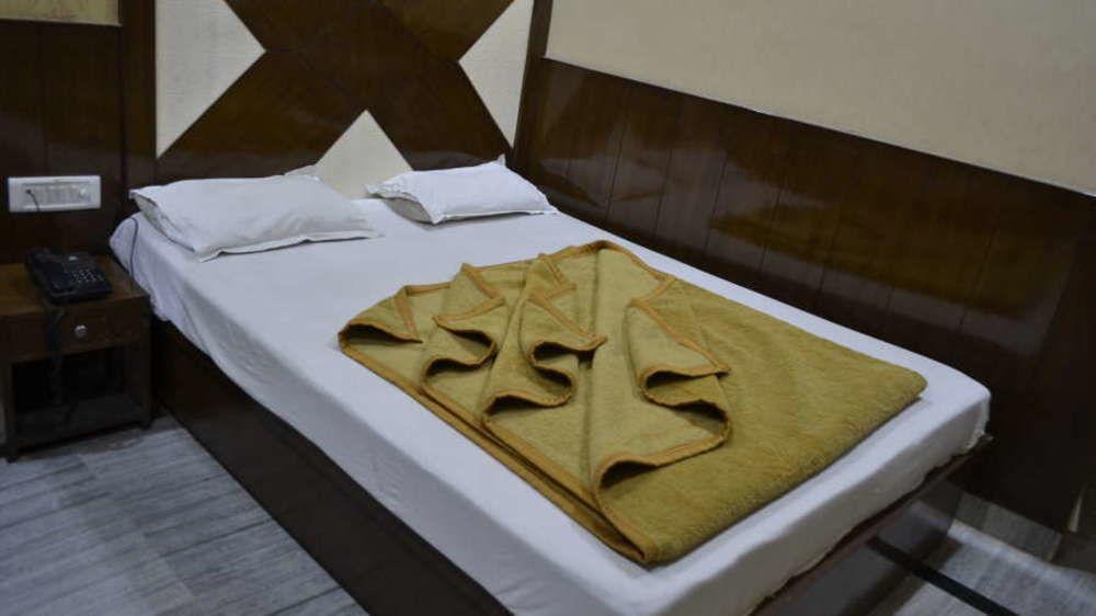 Oyo 6124 Lord Krishna Dx Inn New Delhi Exterior photo